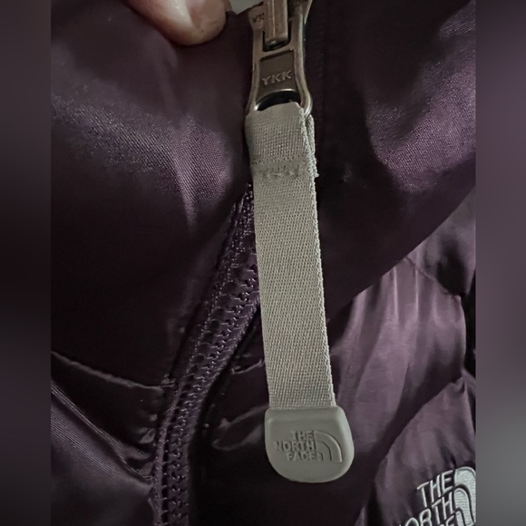 💕NWOT The North Face Womens Purple puffer/ down 550 jacket size large. - Picture 3 of 10